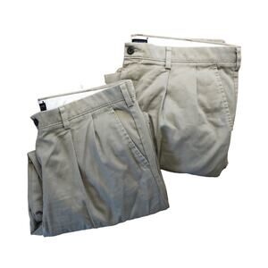 Men's Dockers Bundle of (2) Classic Fit Khaki Pants W40 L32 40x32 Pants